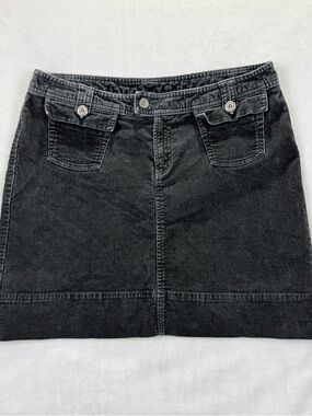 Patagonia Women's Rockwall Corduroy Skirt  Dark Grey .